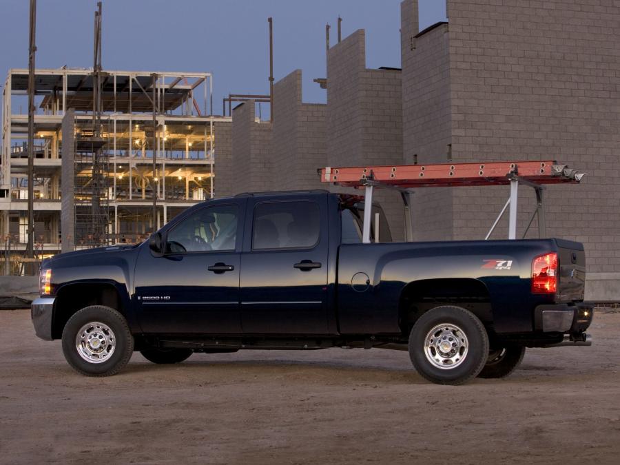  Chevrolet Silverado 2500 HD Z71 Crew Cab 2007 года  (фото 2 из 2)